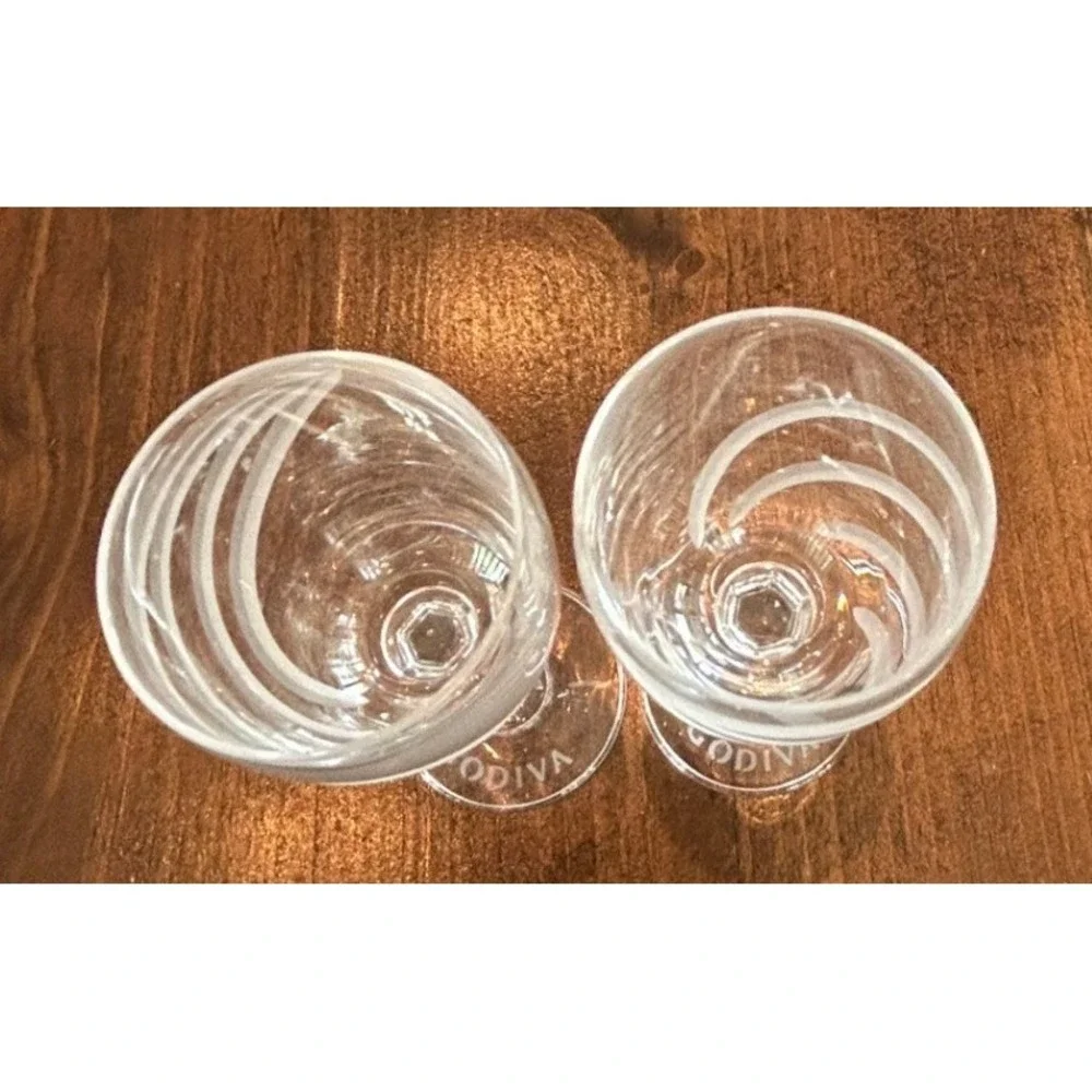 Godiva Cordial Glasses Set of 2 Clear Etched Swirl Stemmed Dessert Wine Stemware